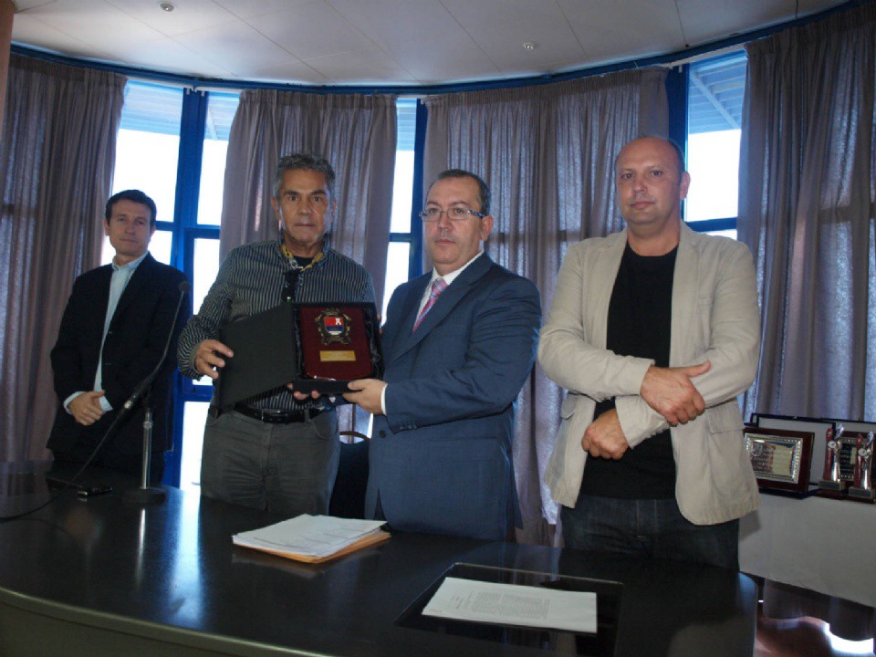 El Club colombófilo Adexe celebra su 25 aniversario con unas jornadas formativas