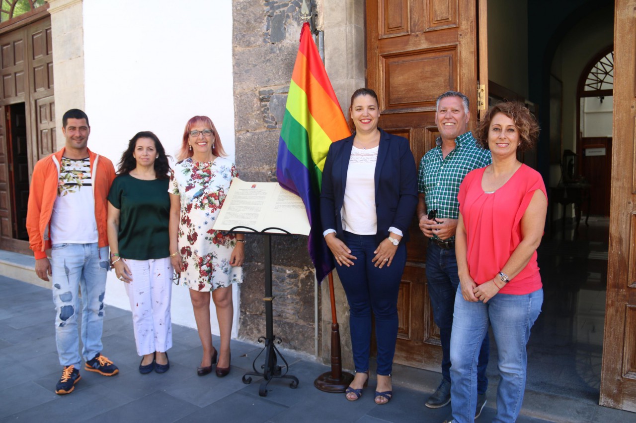Adeje se suma a la visibilización de la lucha LGTBI