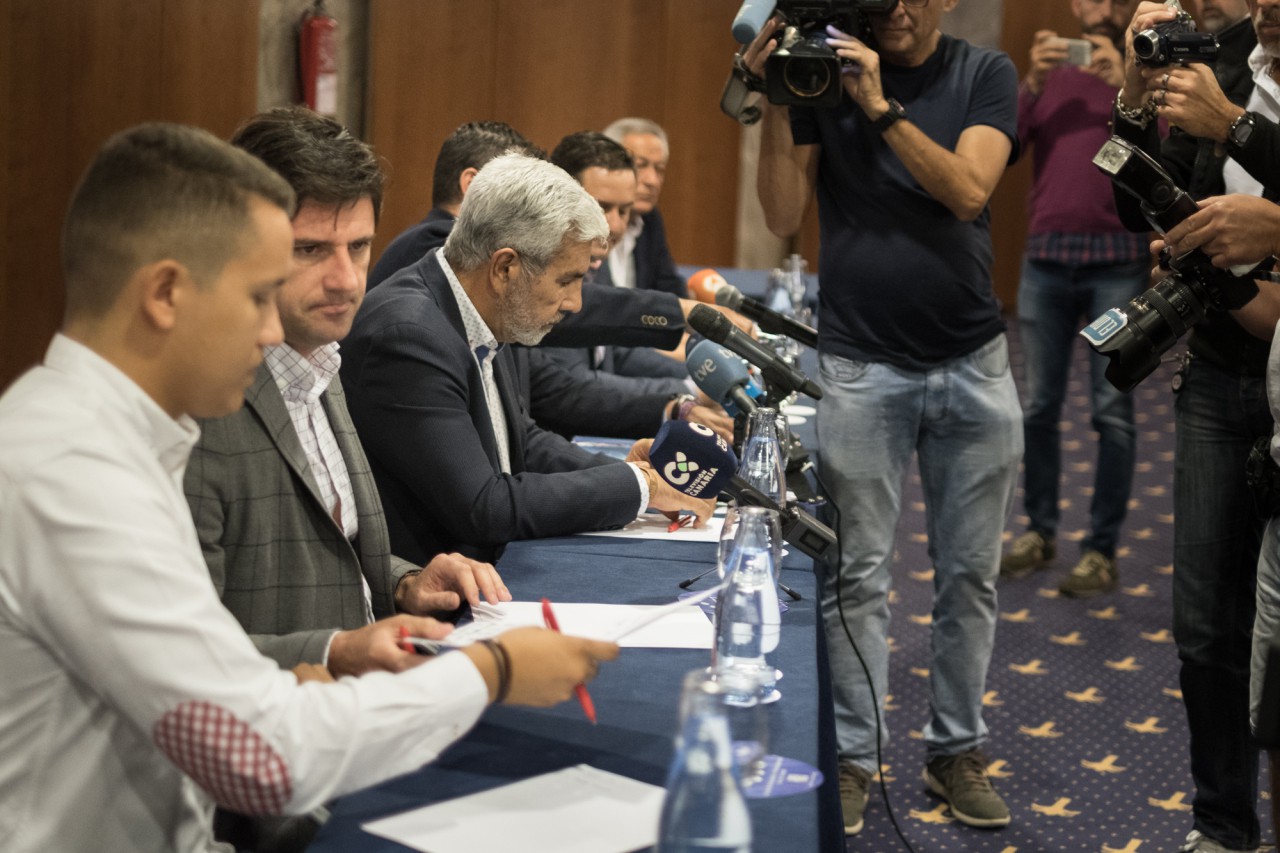 El Ayuntamiento de Adeje se suma al manifiesto sobre carreteras e infraestructuras de la comarca sur impulsado por el CEST