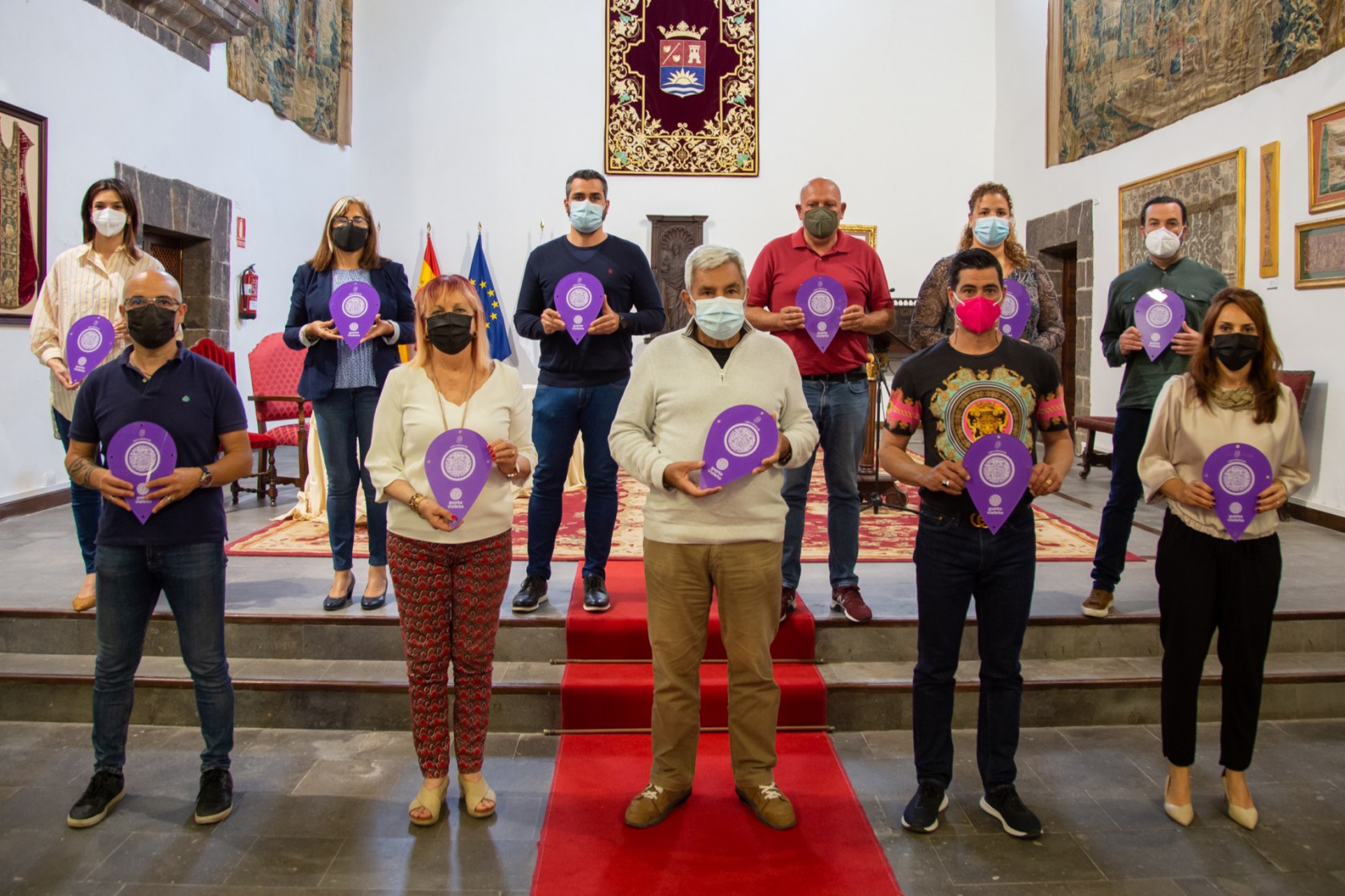 Las concejalías reciben el distintivo "Punto violeta" tras la formación del personal en prevención de violencia de género